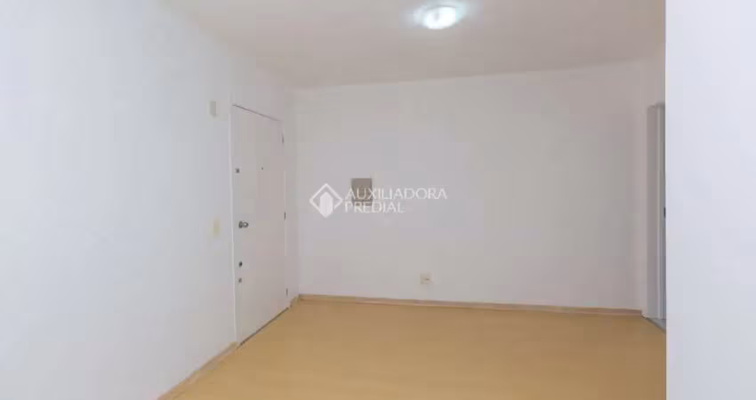 Apartamento com 2 quartos para alugar na Rua Engenheiro João Luderitz, 565, Sarandi, Porto Alegre