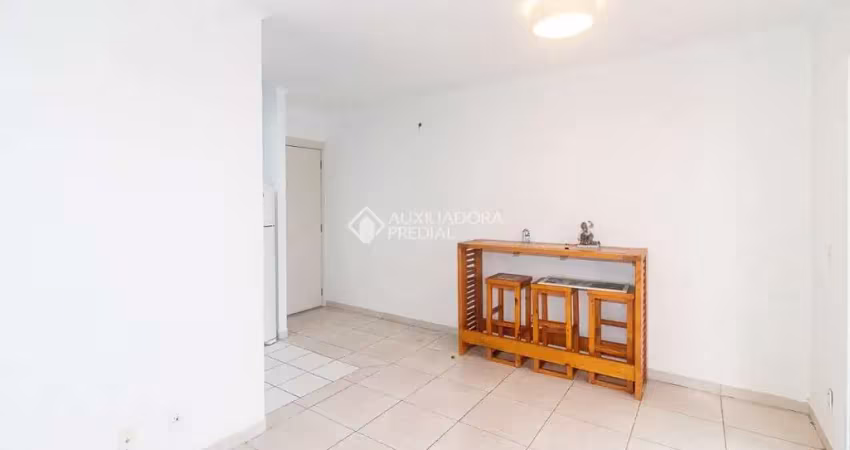Apartamento com 2 quartos para alugar na Avenida José Aloísio Filho, 411, Humaitá, Porto Alegre