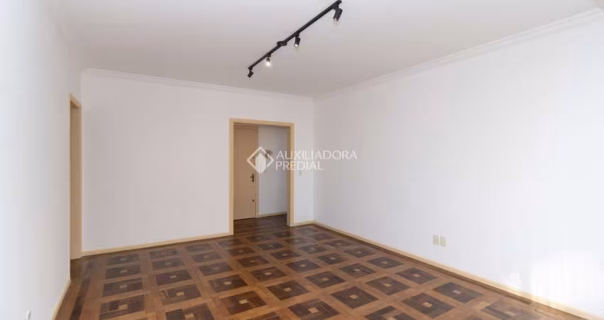 Apartamento com 3 quartos para alugar na Avenida Independência, 640, Independência, Porto Alegre