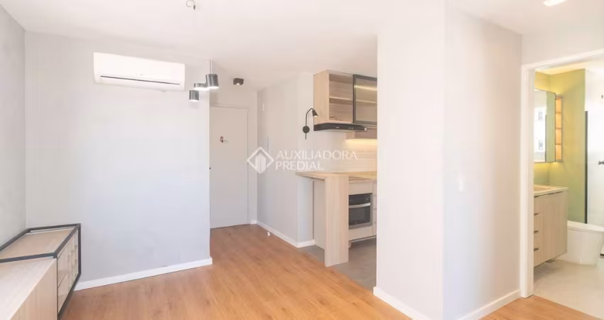 Apartamento com 1 quarto para alugar na Rua Santo Antônio, 500, Floresta, Porto Alegre