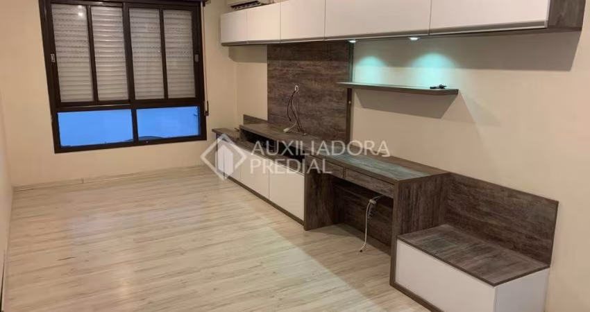 Apartamento com 2 quartos para alugar na Avenida América, 121, Auxiliadora, Porto Alegre