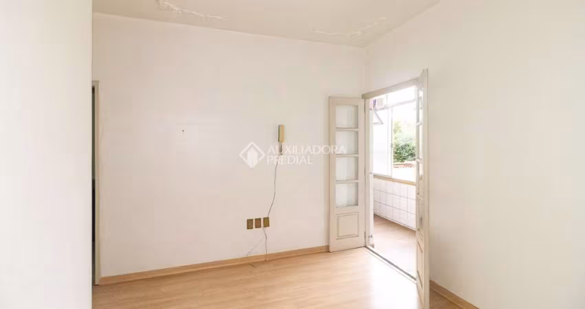 Apartamento com 2 quartos para alugar na Rua Comendador Azevedo, 203, Floresta, Porto Alegre