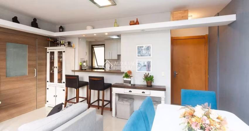 Apartamento com 3 quartos para alugar na Avenida Grécia, 1100, Passo da Areia, Porto Alegre