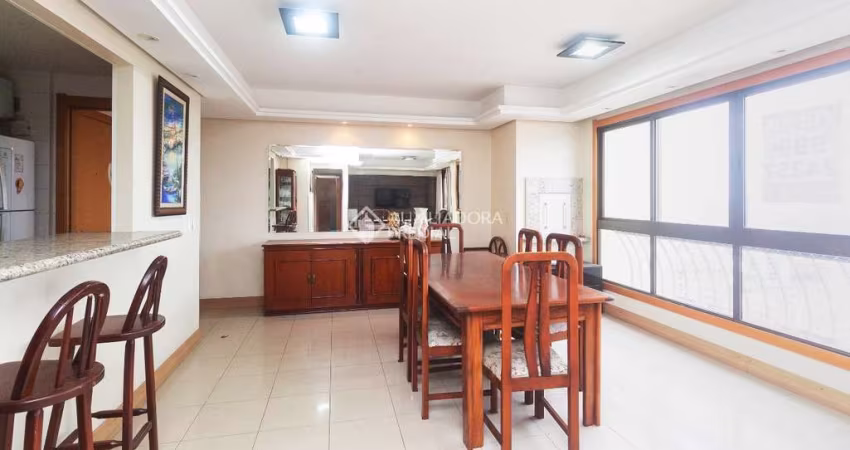 Apartamento com 2 quartos para alugar na Avenida Grécia, 1100, Passo da Areia, Porto Alegre