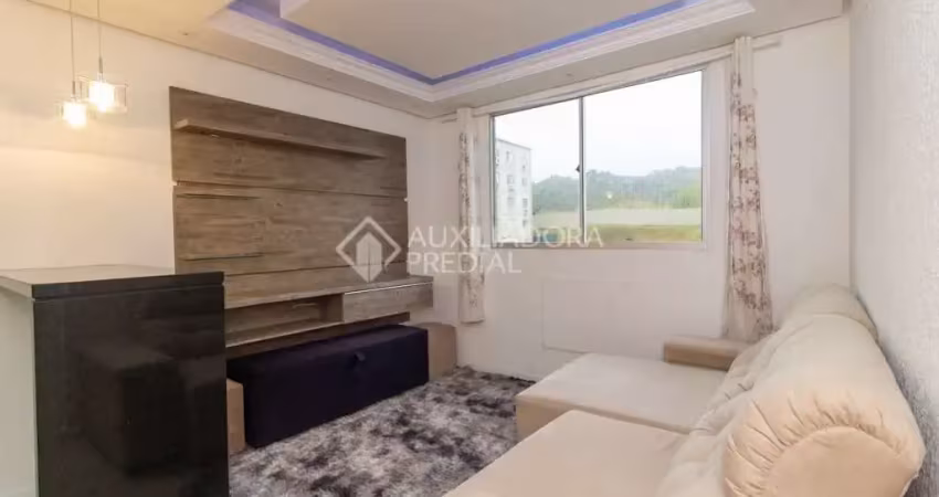 Apartamento com 2 quartos para alugar na Avenida Família Gonçalves Carneiro, 441, Cavalhada, Porto Alegre