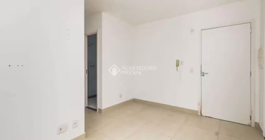 Apartamento com 2 quartos para alugar na Rua Airton Ferreira da Silva, 295, Farrapos, Porto Alegre