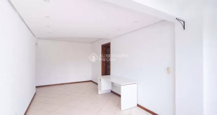 Apartamento com 2 quartos para alugar na Rua Barão de Teffe, 270, Menino Deus, Porto Alegre
