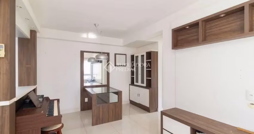 Apartamento com 2 quartos para alugar na Rua José de Alencar, 1150, Menino Deus, Porto Alegre