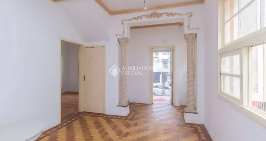 Casa em condomínio fechado com 4 quartos para alugar na Rua Artur Rocha, 174, Auxiliadora, Porto Alegre