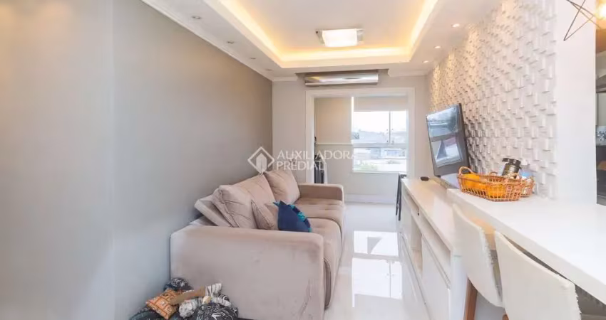 Apartamento com 3 quartos para alugar na Rua Tenente Ary Tarrago, 2350, Jardim Itu Sabará, Porto Alegre