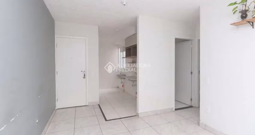 Apartamento com 2 quartos para alugar na Inocêncio de Oliveira Alves, 101, Rubem Berta, Porto Alegre