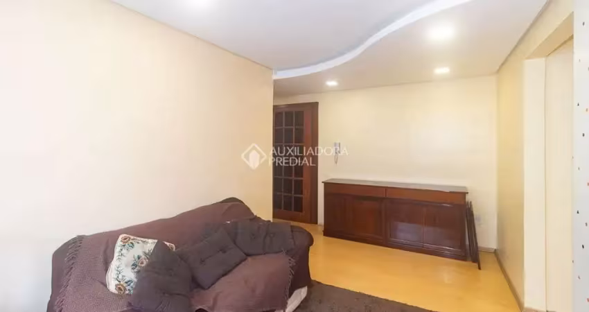 Apartamento com 3 quartos para alugar na Rua Professor João de Souza Ribeiro, 155, Humaitá, Porto Alegre