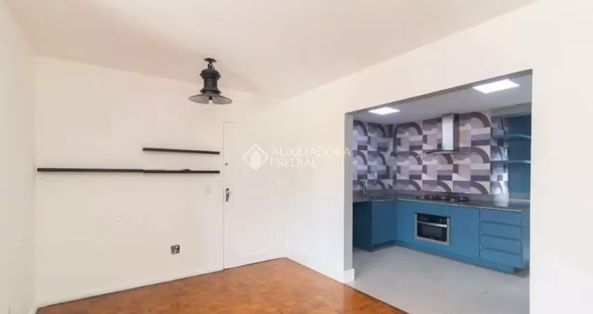 Apartamento com 3 quartos para alugar na Rua Miguel Couto, 464, Menino Deus, Porto Alegre