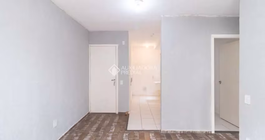 Apartamento com 2 quartos para alugar na Avenida Família Gonçalves Carneiro, 441, Cavalhada, Porto Alegre