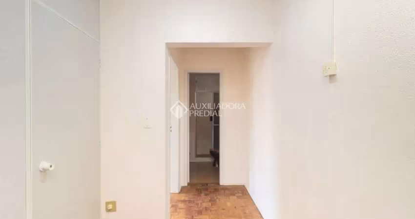 Apartamento com 2 quartos para alugar na Rua Humberto de Campos, 147, Santo Antônio, Porto Alegre