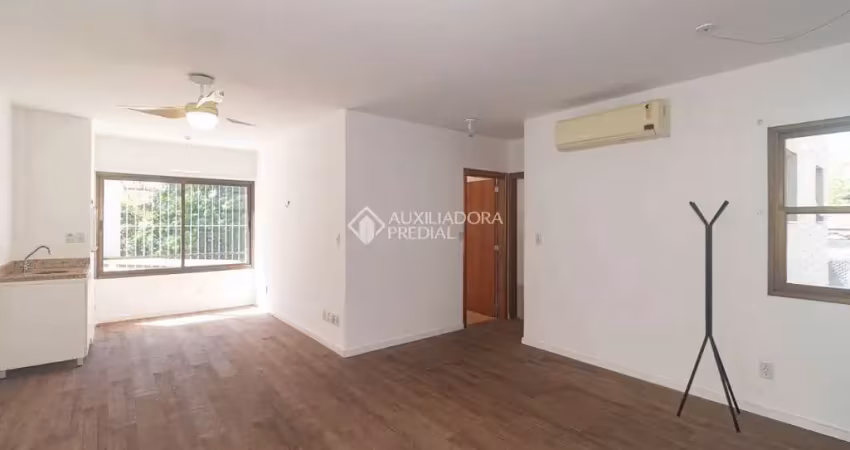 Apartamento com 2 quartos para alugar na Rua Coronel Manoel Py, 212, São João, Porto Alegre
