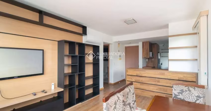 Apartamento com 2 quartos para alugar na Avenida Otto Niemeyer, 1006, Tristeza, Porto Alegre