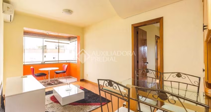 Apartamento com 2 quartos para alugar na Rua José de Alencar, 1244, Menino Deus, Porto Alegre