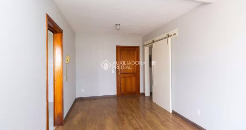 Apartamento com 1 quarto para alugar na Rua Sapê, 418, Passo da Areia, Porto Alegre