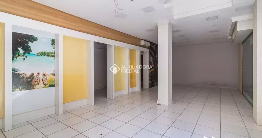 Ponto comercial para alugar na Avenida Benjamin Constant, 1607, Floresta, Porto Alegre