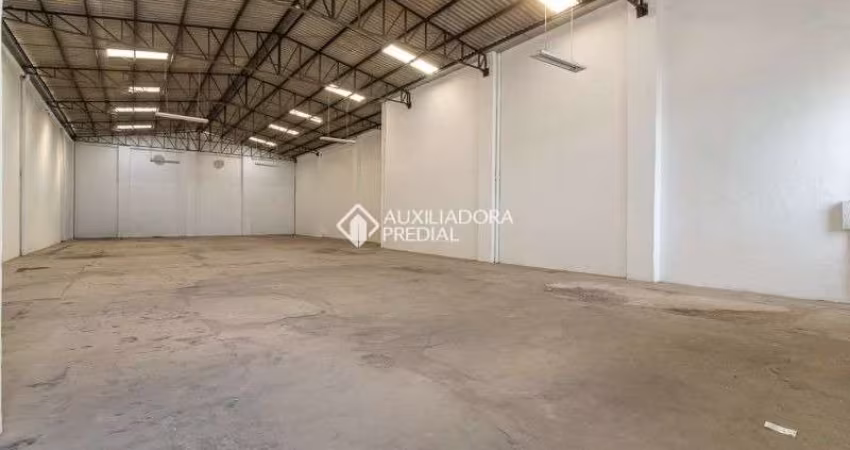 Barracão / Galpão / Depósito para alugar na Rua Comendador Coruja, 131, Floresta, Porto Alegre