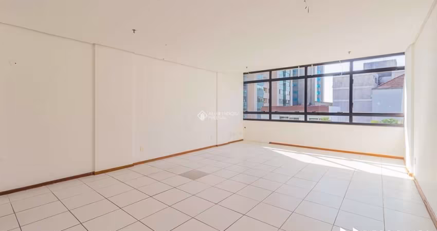 Sala comercial para alugar na Rua Ernesto da Fontoura, 1479, São Geraldo, Porto Alegre