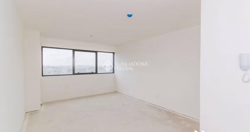 Sala comercial para alugar na Rua Coronel Aparício Borges, 260, Glória, Porto Alegre