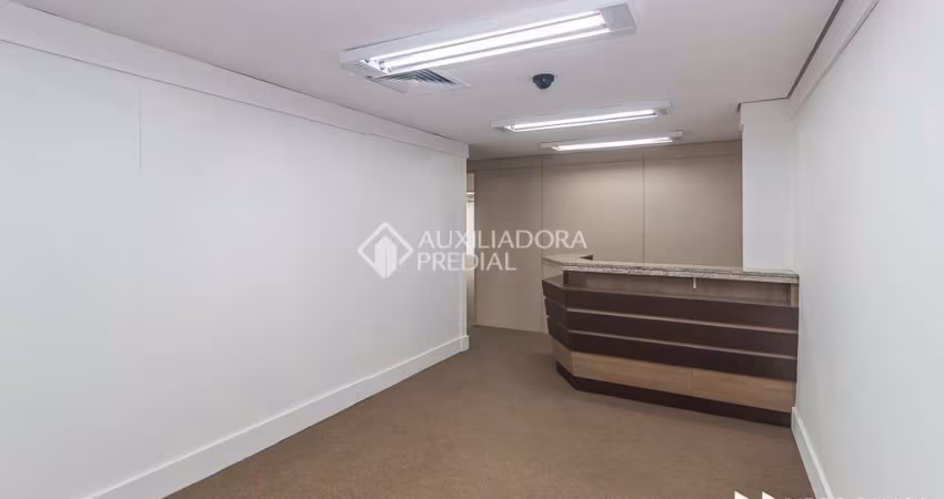 Sala comercial para alugar na Rua dos Andradas, 955, Centro Histórico, Porto Alegre