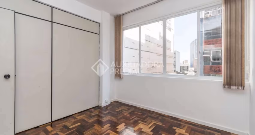 Sala comercial para alugar na Rua dos Andradas, 1251, Centro Histórico, Porto Alegre