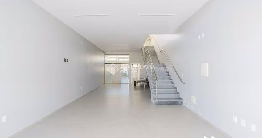 Ponto comercial para alugar na Avenida Assis Brasil, 5320, São Sebastião, Porto Alegre