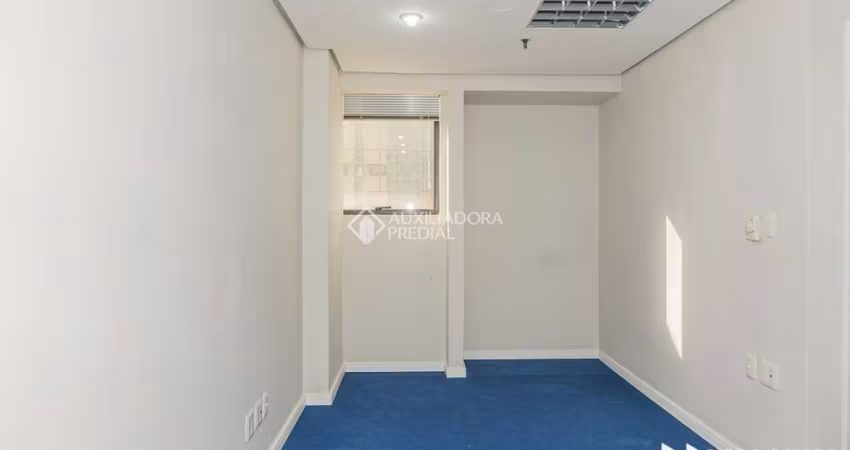 Sala comercial para alugar na Avenida Carlos Gomes, 1200, Auxiliadora, Porto Alegre