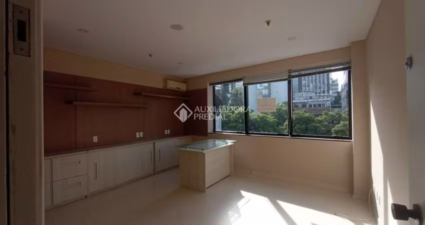 Sala comercial para alugar na Rua Doutor Florêncio Ygartua, 391, Moinhos de Vento, Porto Alegre
