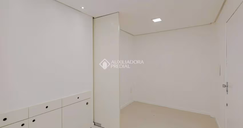 Sala comercial para alugar na Rua Castro Alves, 52, Independência, Porto Alegre