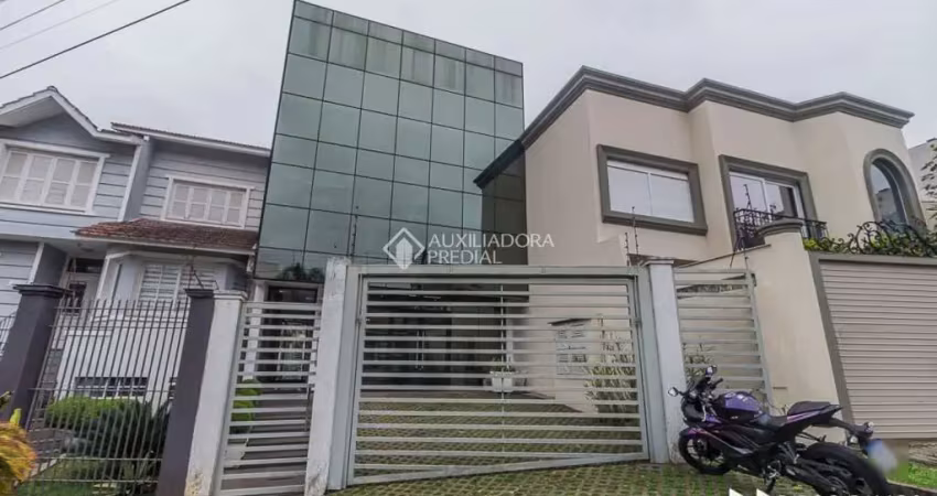 Sala comercial para alugar na Avenida General Barreto Viana, 288, Chácara das Pedras, Porto Alegre