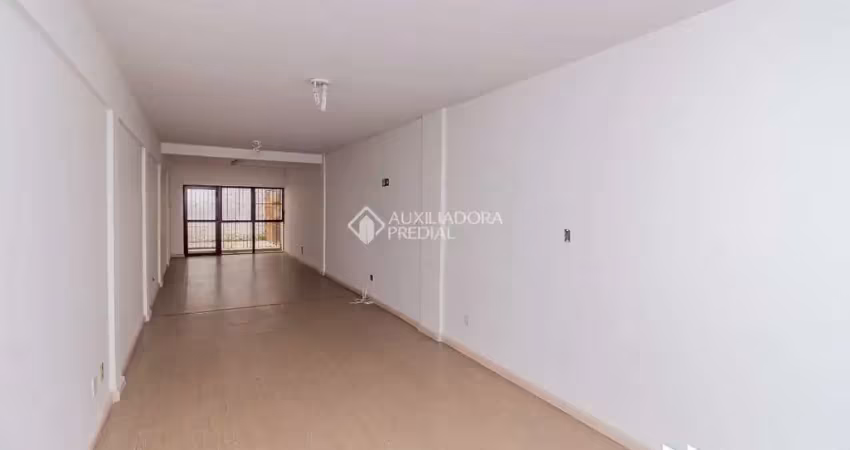 Sala comercial para alugar na Avenida Taquara, 383, Petrópolis, Porto Alegre