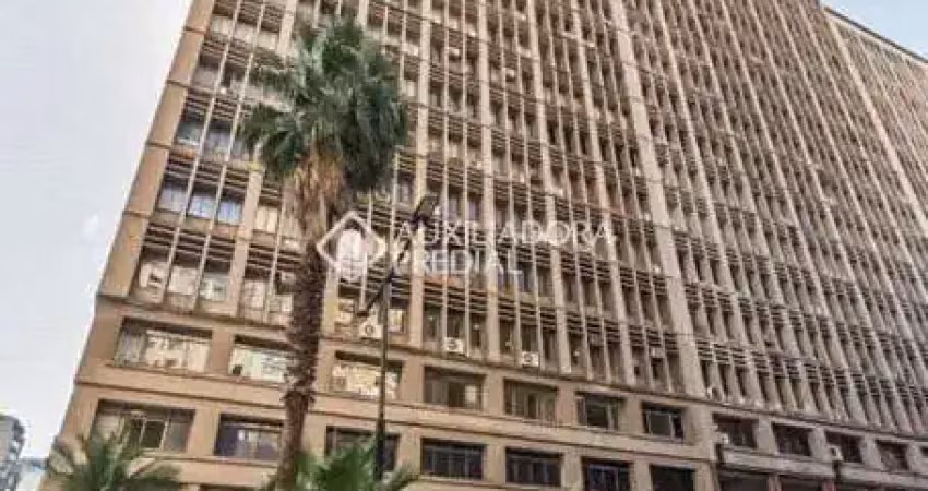 Sala comercial para alugar na Avenida Borges de Medeiros, 308, Centro Histórico, Porto Alegre