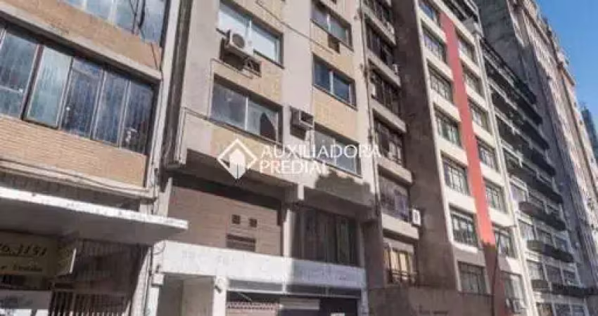 Sala comercial para alugar na Rua General Câmara, 381, Centro Histórico, Porto Alegre