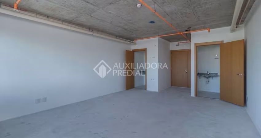 Sala comercial para alugar na Avenida Assis Brasil, 2827, Passo da Areia, Porto Alegre