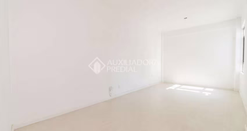 Sala comercial para alugar na Avenida Assis Brasil, 1800, Passo da Areia, Porto Alegre