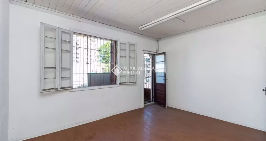 Sala comercial para alugar na Avenida Protásio Alves, 700, Rio Branco, Porto Alegre