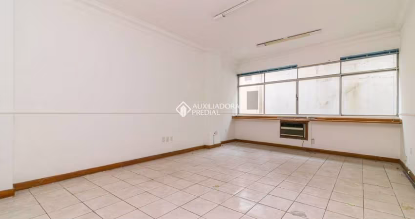 Sala comercial para alugar na Rua Siqueira Campos, 1184, Centro Histórico, Porto Alegre