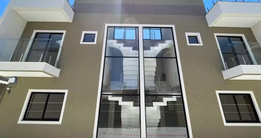 Casa em condomínio fechado com 4 quartos à venda na Rua Luiz Gallieri, 130, Uberaba, Curitiba