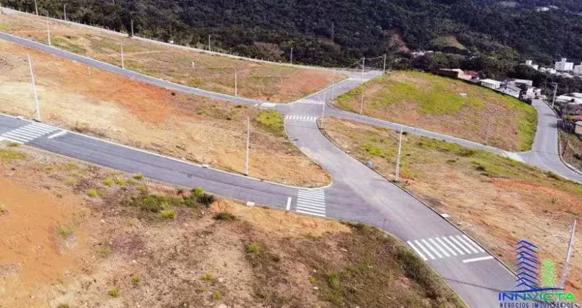 Terreno à venda na Rua Homero de Miranda Gomes, 2072, Bom Viver, Biguaçu