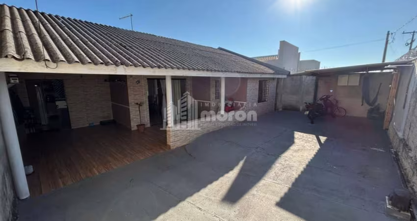 CASA Á VENDA NO JARDIM GIANNA