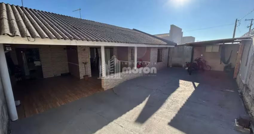Casa com 3 quartos à venda na Rua Arthur Augusto Beck, 67, Neves, Ponta Grossa