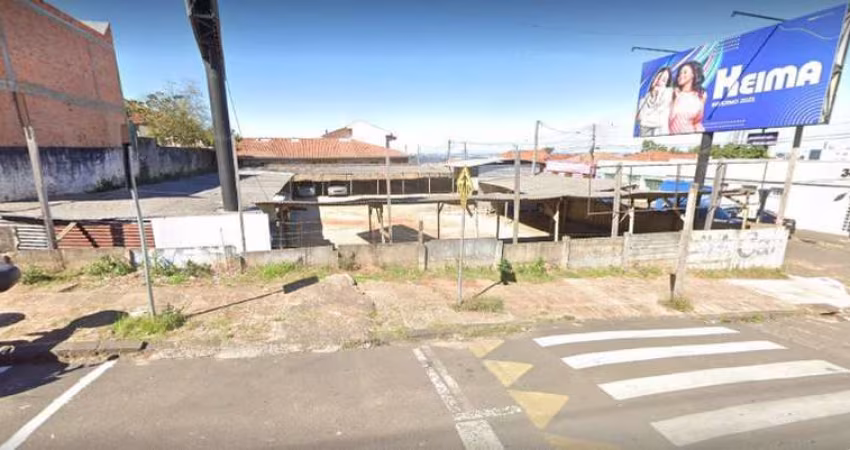 TERRENO À VENDA NO CENTRO
