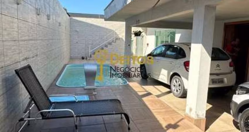 Casa com 03 Dormitórios sendo 01 suíte à venda, 200 m² por  R$ 1.550.000,00 São João- Itajaí/SC