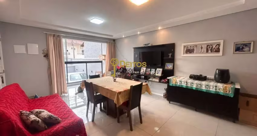 Apartamento semimobiliado em são joão, itajaí - 2 dormitórios, suíte, sacada com churrasqueira