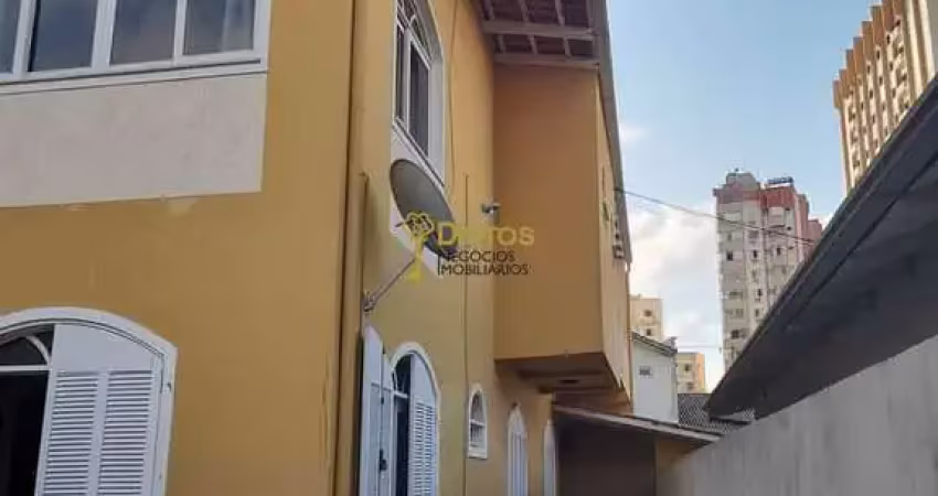 Casa para aluguel em itajaí, centro - 300m² 04 dormitórios, edícula com churrasqueira
