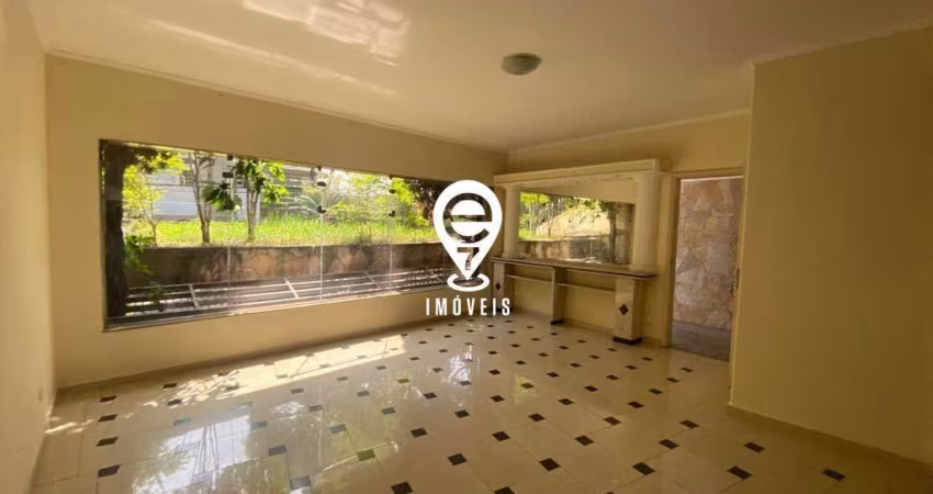 LINDA CASA PARA VENDA DE 4 DORMITÓROS NO BOSQUE DA SAÚDE!